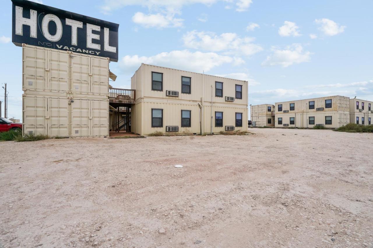 The Resource Inn -Big Lake Tx Εξωτερικό φωτογραφία