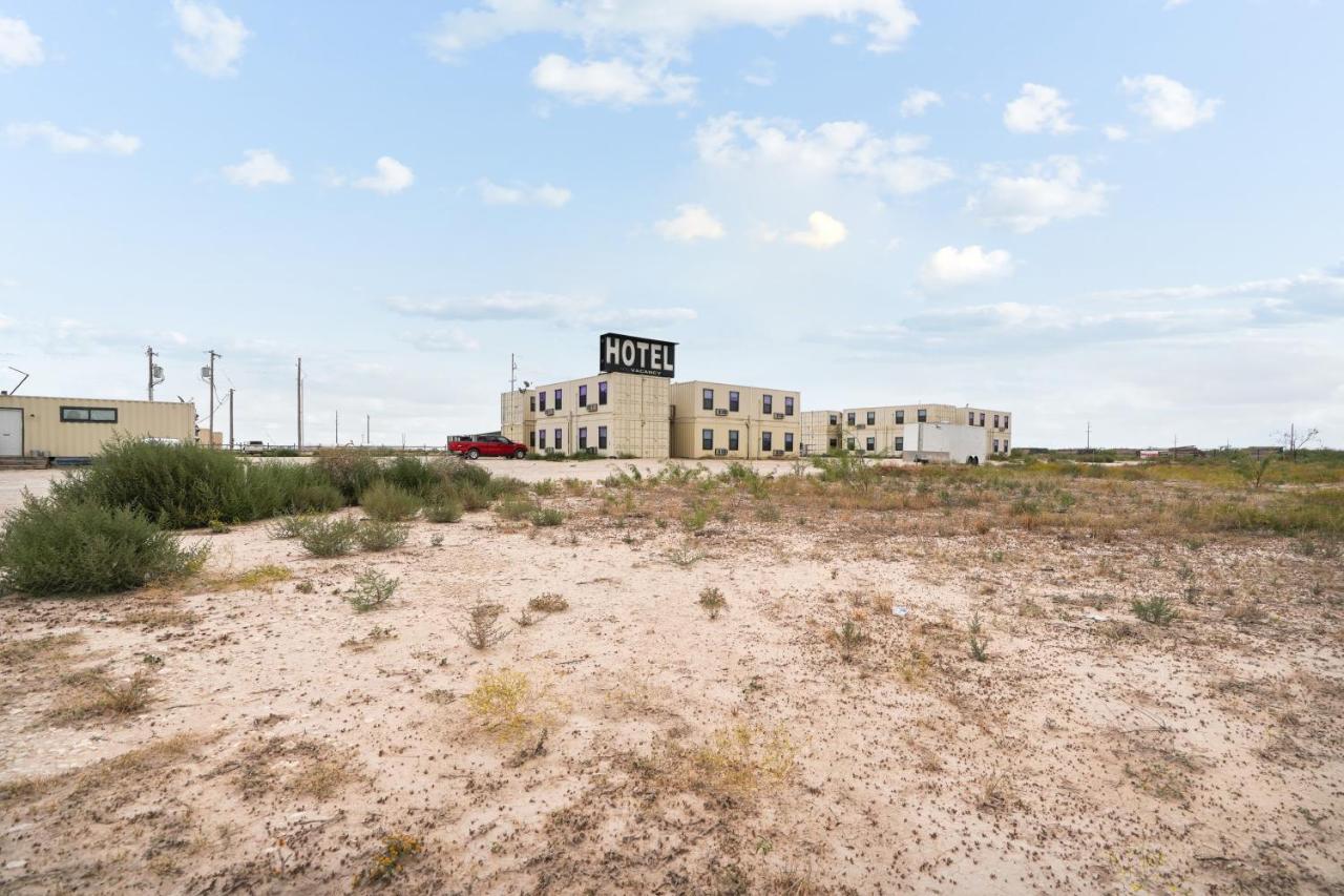 The Resource Inn -Big Lake Tx Εξωτερικό φωτογραφία